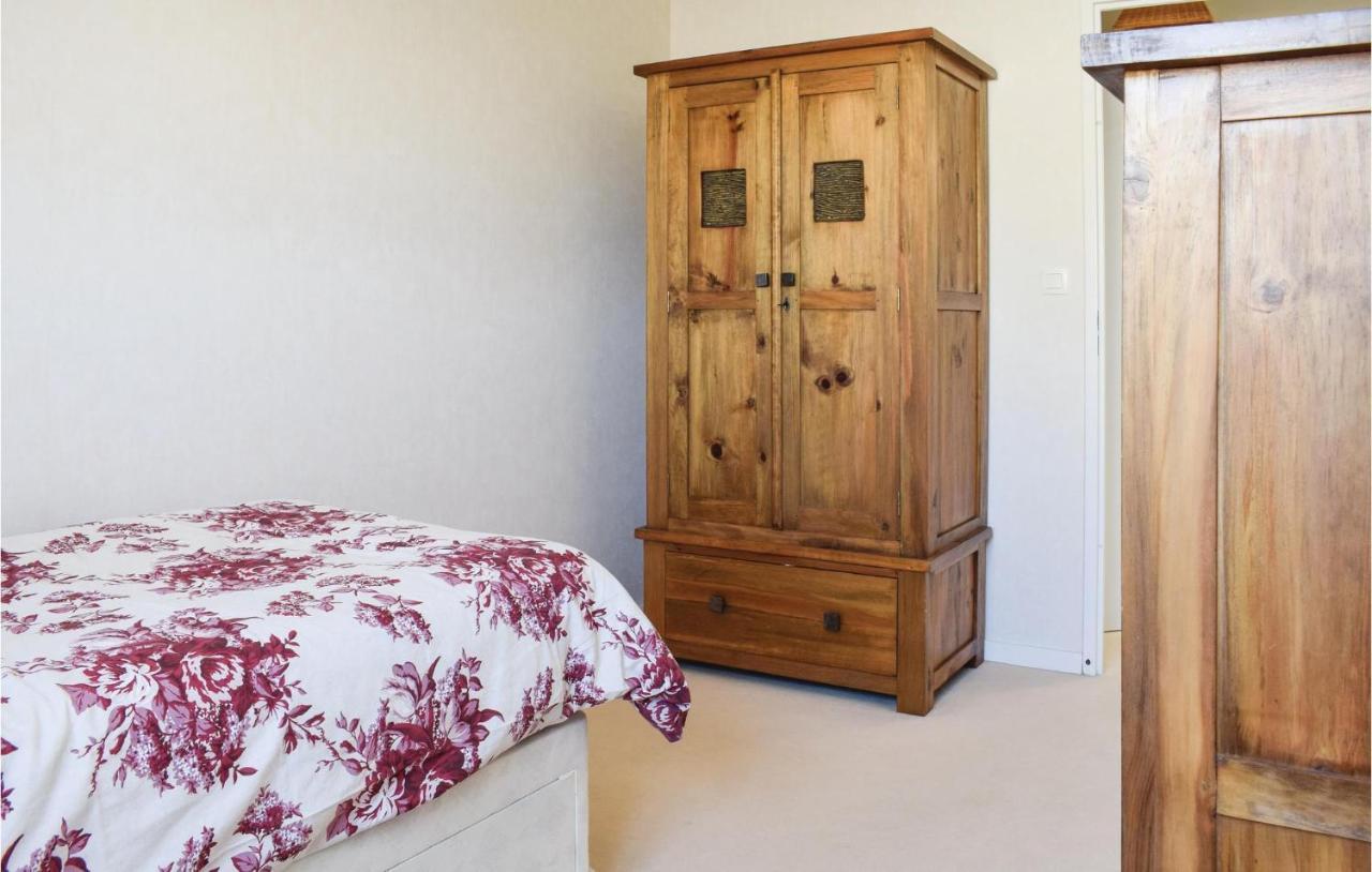4 Bedroom Cozy Home In Port-En-Bessin-Huppain Eksteriør bilde